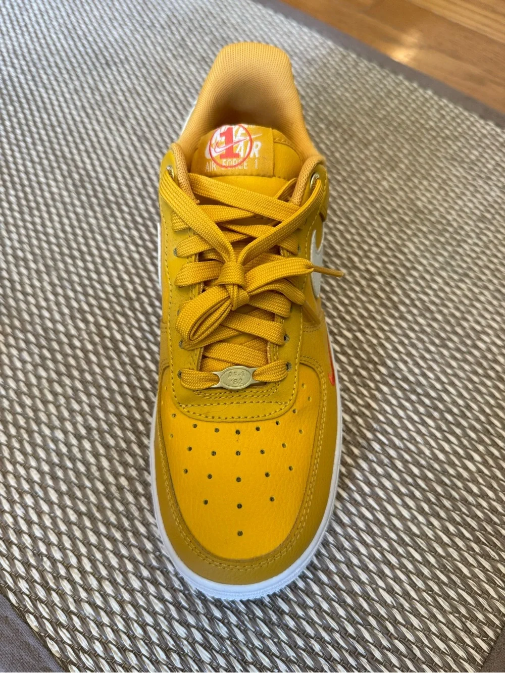 BRAND NEW Gold Nike Air Force 1 07 SE ‘40th Anniversary - Yellow Ochre